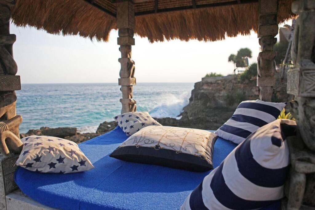 Villa Lumba Lumba - Oceanfront & Spectacular View! Нуса-Лембонган Экстерьер фото