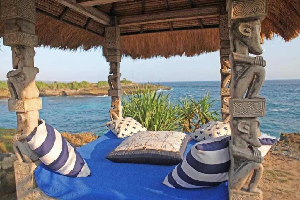 Villa Lumba Lumba - Oceanfront & Spectacular View! Нуса-Лембонган Экстерьер фото
